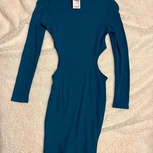 Side cuts long sleeve Bodycon dress